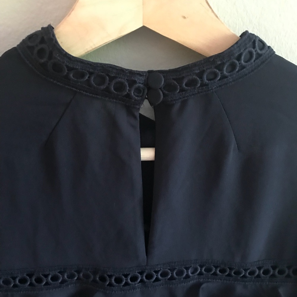 🎀J.CREW🎀 Navy Blue Crochet Ruffle Blouse - Picture 5 of 8